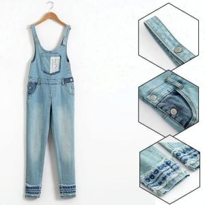 China Custom Printed Slim Fit Girls Denim Clothes / Jeans Bib Pants OEM ODM wholesale