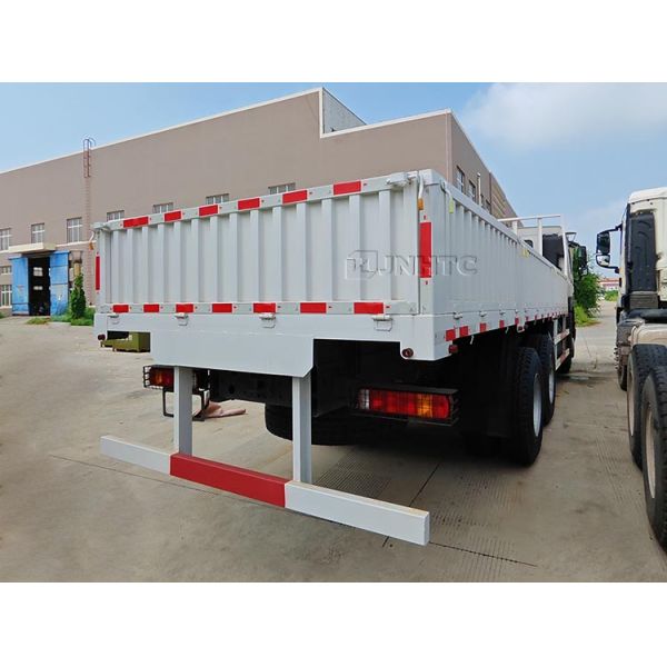 Sinotruk Howo Cargo Truck 6x4 25 Tons 340hp Cheap And Fine Flatbed Cargo Truck For Sale
