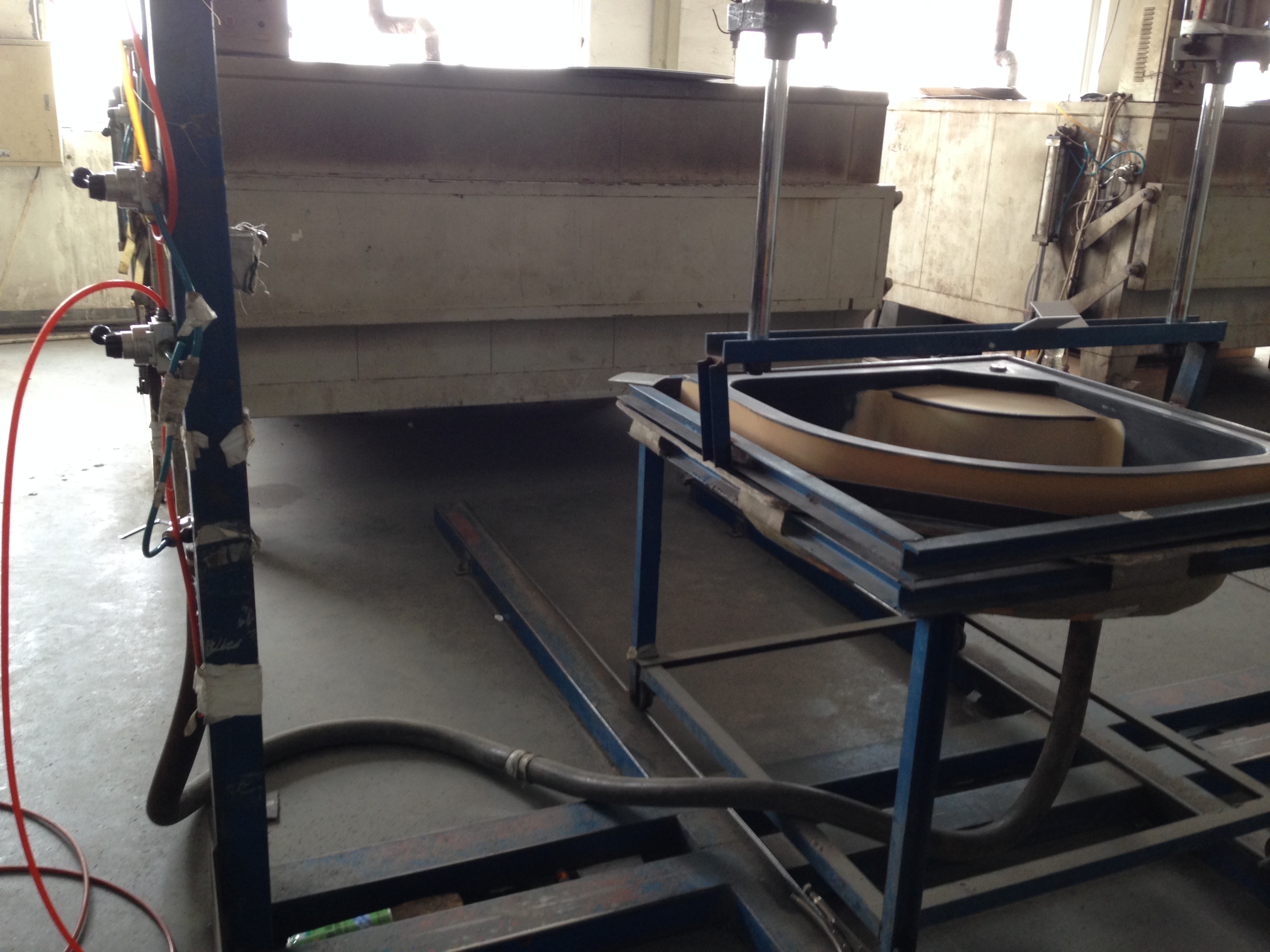 ABS/acrylic/PMMA/PVC/PS/HDPE/LLDPE sheet vacuum thermoforming machine