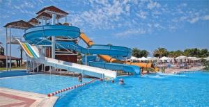 China Outdoor Amusement Park Children Water Games Play Giant Slide Set wholesale