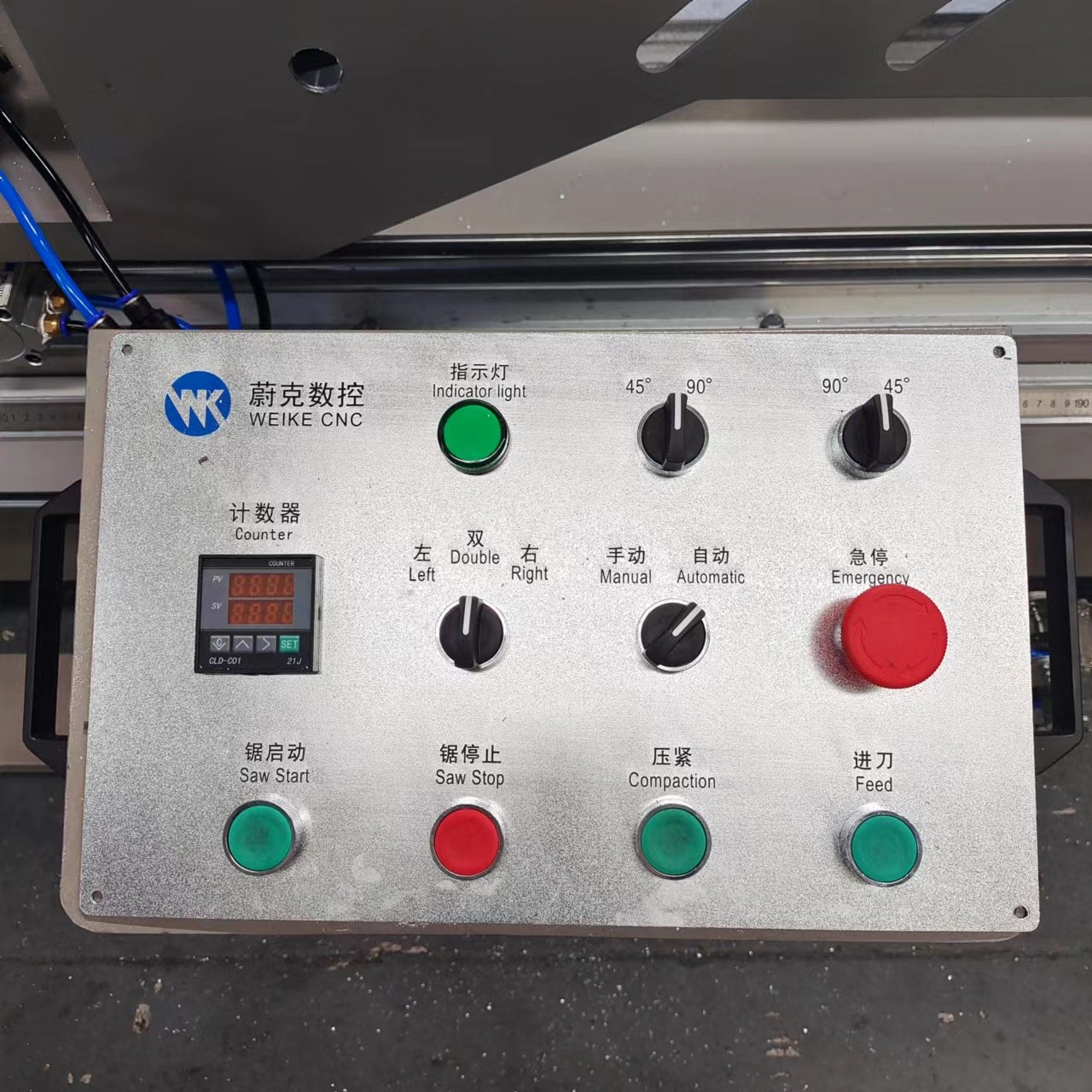 Digital Display Double Head Mitre Saw With 600mm diameter saw blade cutting 45 and 90 degree