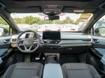 5 Seater SUV EV Cars Compact 160km/H Adult Mini Electric Car