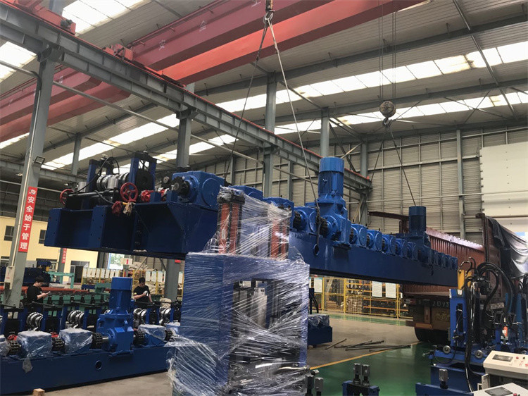 Building Material Highway Guardrail Roll Forming Machine 1.5-4mm Thickness