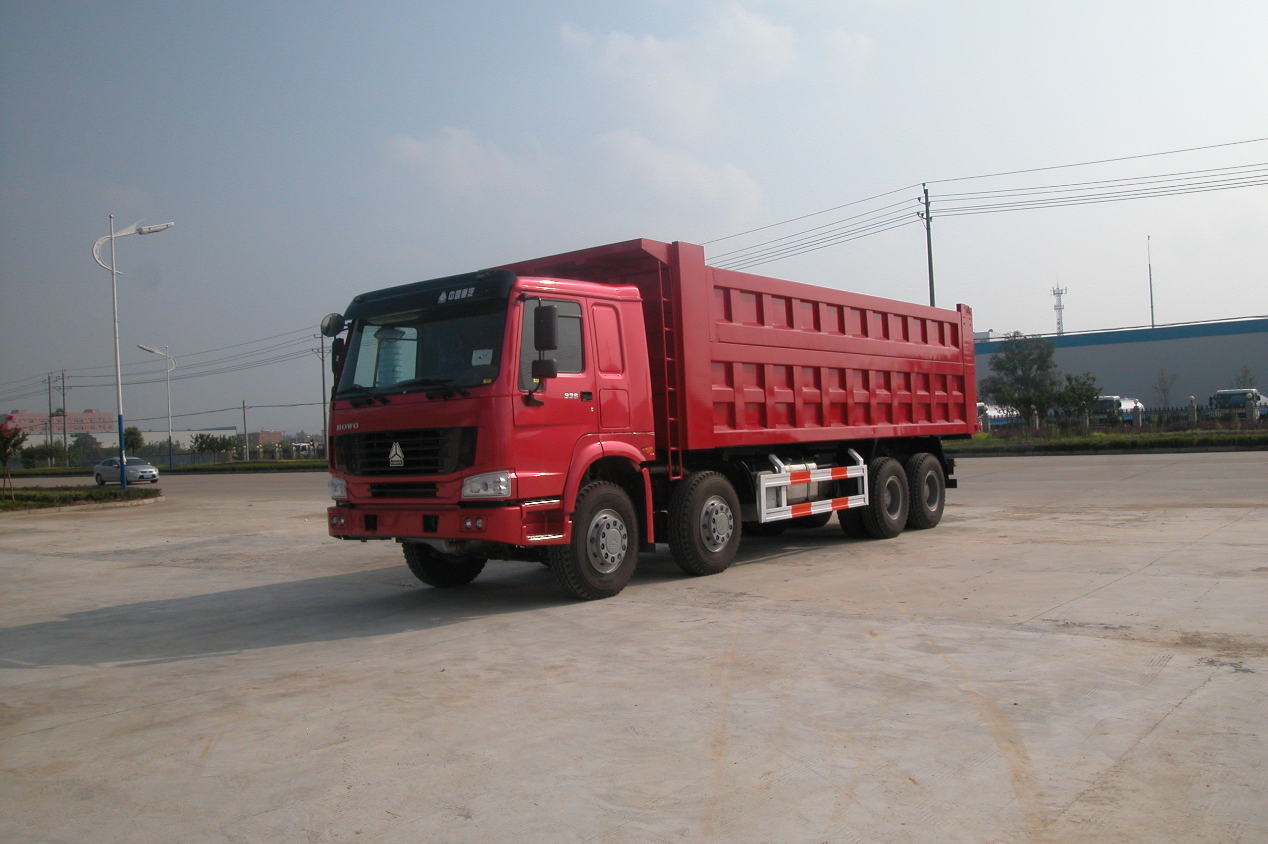 Howo 8 by 4 heavy duty dump truck 8 Meters Front Tipper 45 tons loading for construction / mining