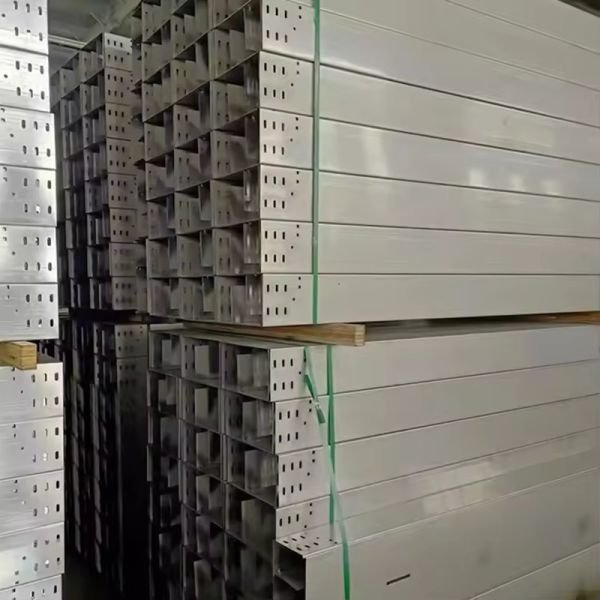 2m-6m Length Hot Dip Galvanized Wire Mesh Cable Tray With Strong And Adjustable Features