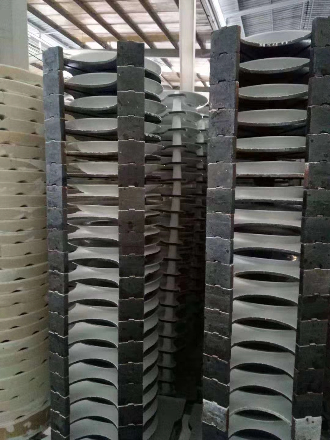High Thermal Shock Resistance Silicon Carbide Board for Kiln Furniture Made by Experts