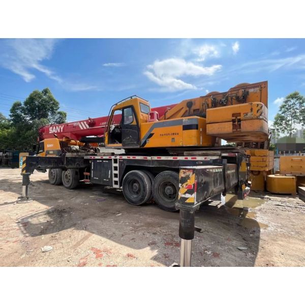 75ton Truck Crane Terrian Mobile Crane Truck-Mounted Telescopic Crane Lifting Equipment