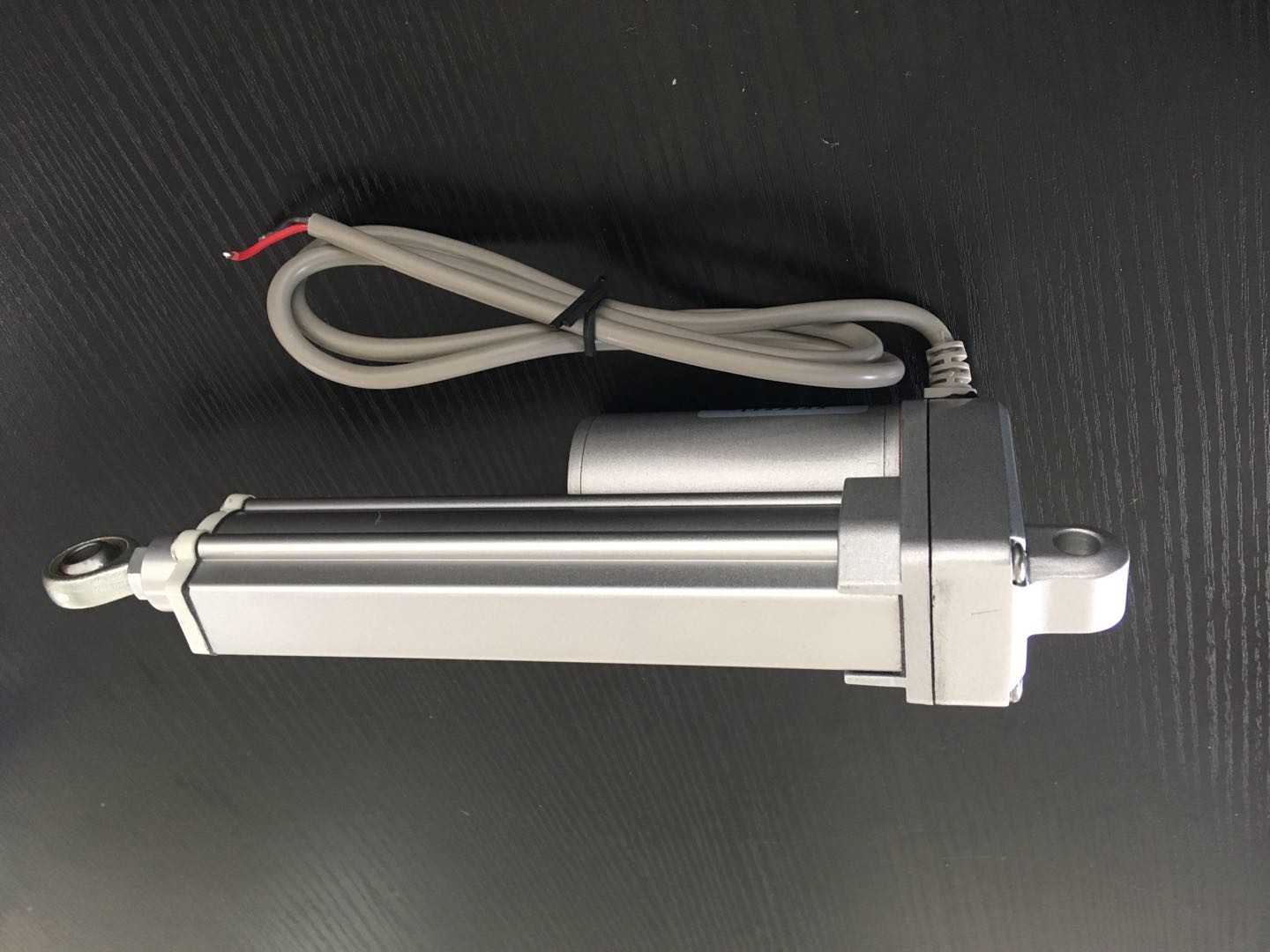 CE Miniature Linear Actuators with 10cm travel length, 12volt dc IP65 (waterproof)