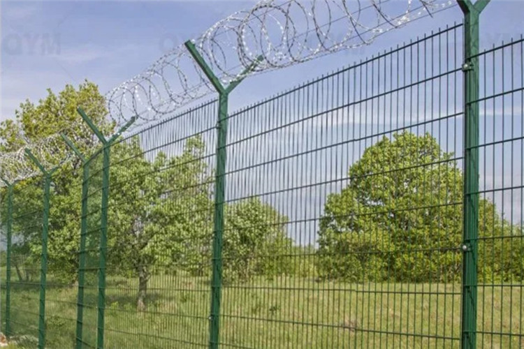 High Quality Galvanized And Powder Coated Welded Wire Mesh Fence Airport Security Fence Design With Barbed Wire