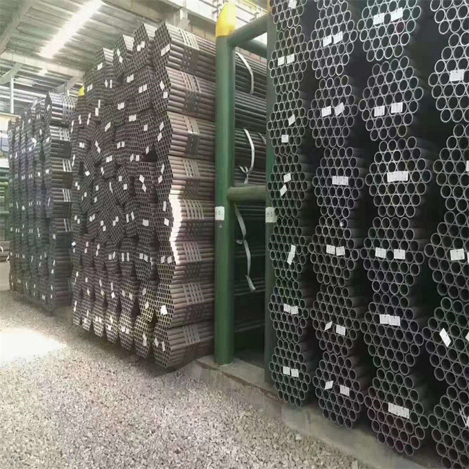 SS304 Hot Rolled Stainless Steel Welded Pipe 0.3mm-100mm 2