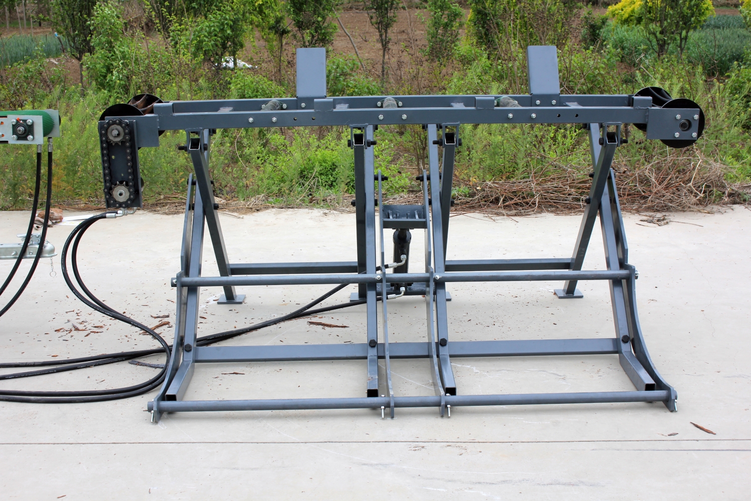 Forestry Machinery Wood Processor With Log Lifter 2400*1543*1210mm Size