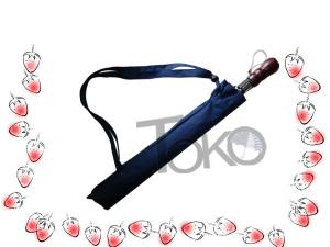 China Plastci Cap Folding Golf Umbrella , Mens Black Umbrella Wooden Handle Metal Tips wholesale