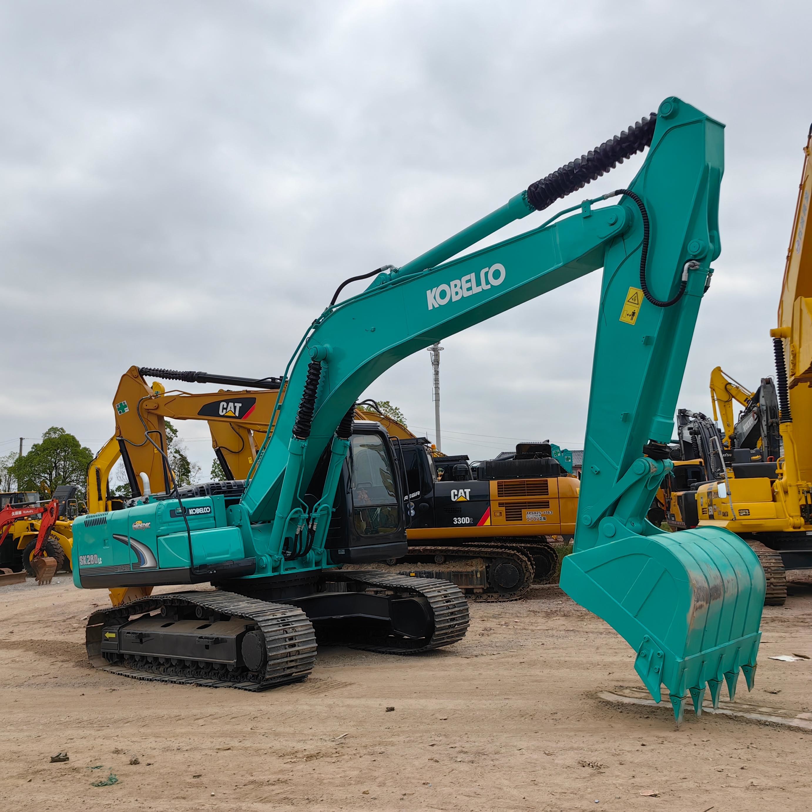 26T Medium Used Kobelco Excavators Sk260 Earth Moving Crawler Hydraulic Excavator