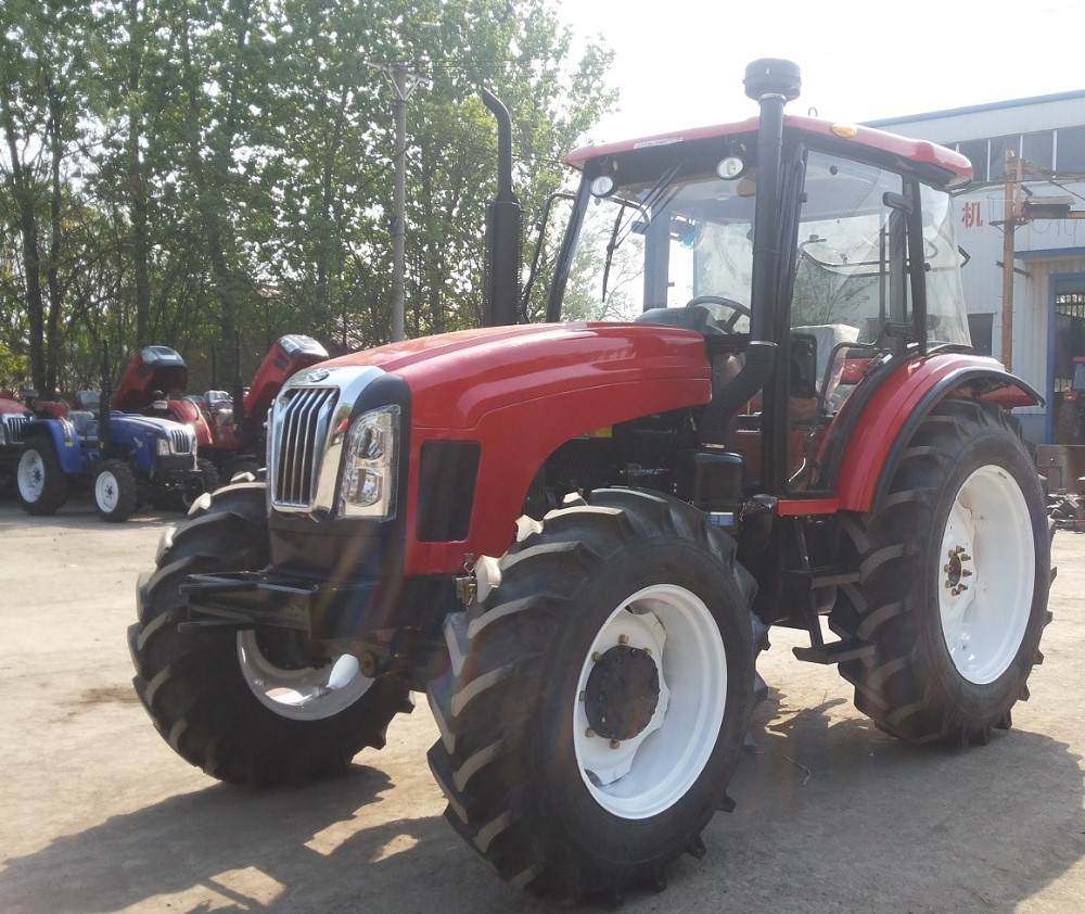 tractor03.jpg