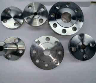 ANSI B16.5 150LBS Nickel Base Alloy Steel Flange Weld Neck Slip On