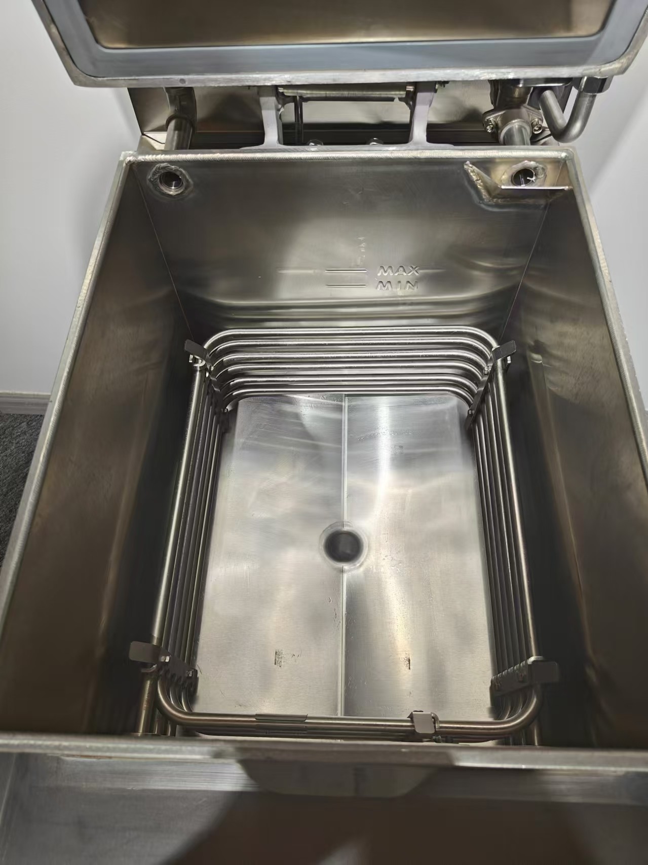 Electric 4HD Commercial Mechanical Panel Chicken Pressure Fryer With Auto Filtration