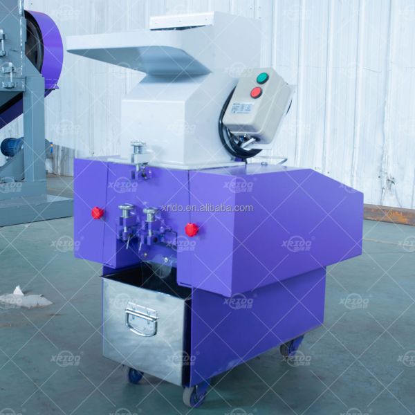 Durable Blade Material Plastic Crusher with Customizable Voltage and 1 Year Warranty for Efficient Plastic Shredding