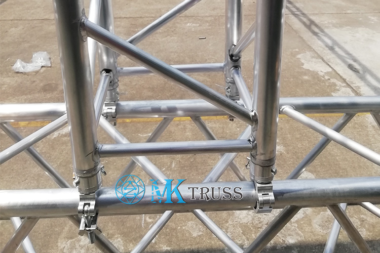 Quick Selflock Coupler Snap Truss Clamp for 500kgs Eye Ring Coupler in Truss Display