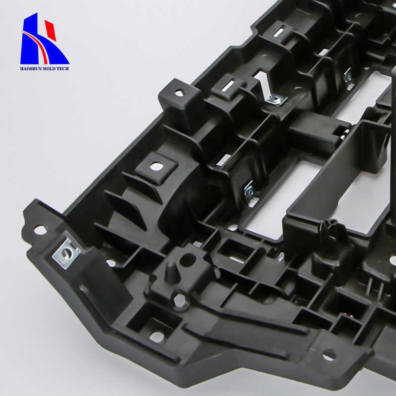 Copper Insert PMMA Custom Molded Plastic Parts Back Edge Gate Hot Runner Welding