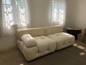 China Upholstered Velvet 90cm Length Living Room Sofa Set High Density Foam wholesale