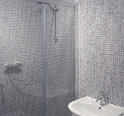 White Black Penny Grey Mosaic Floor Tiles , Various Patterns Stone Brick Mosaic Tiles