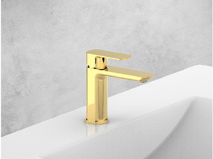 Bathroom Mixer Tap For Basin , Single Lever Mixer Tap Basin Tap Chrome Space Saving