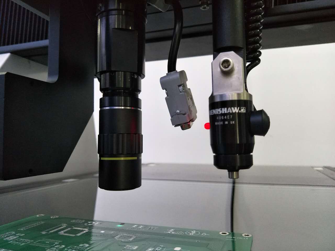 CE Auto Video Measurement Machine With Accuracy 3+L/200 μM , 400x300mm