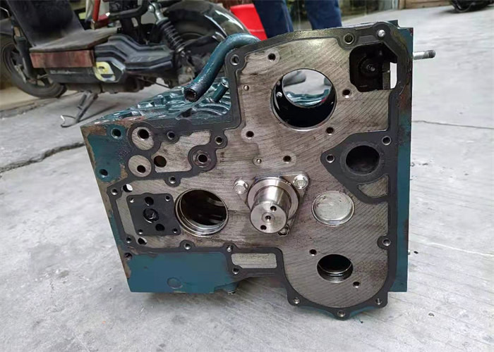 V2403T C2.4 Diesel Used Engine Blocks For Excavator E307 Water Cooling
