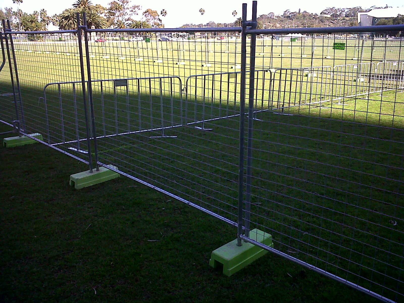 OD 32 Pipes Safety Fence Panels Temporary Construction Barricades Durable