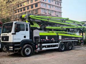 China Zoomlion 49 Meters Concrete Pump Truck Sitrak Second Hand Pumps 2020 wholesale