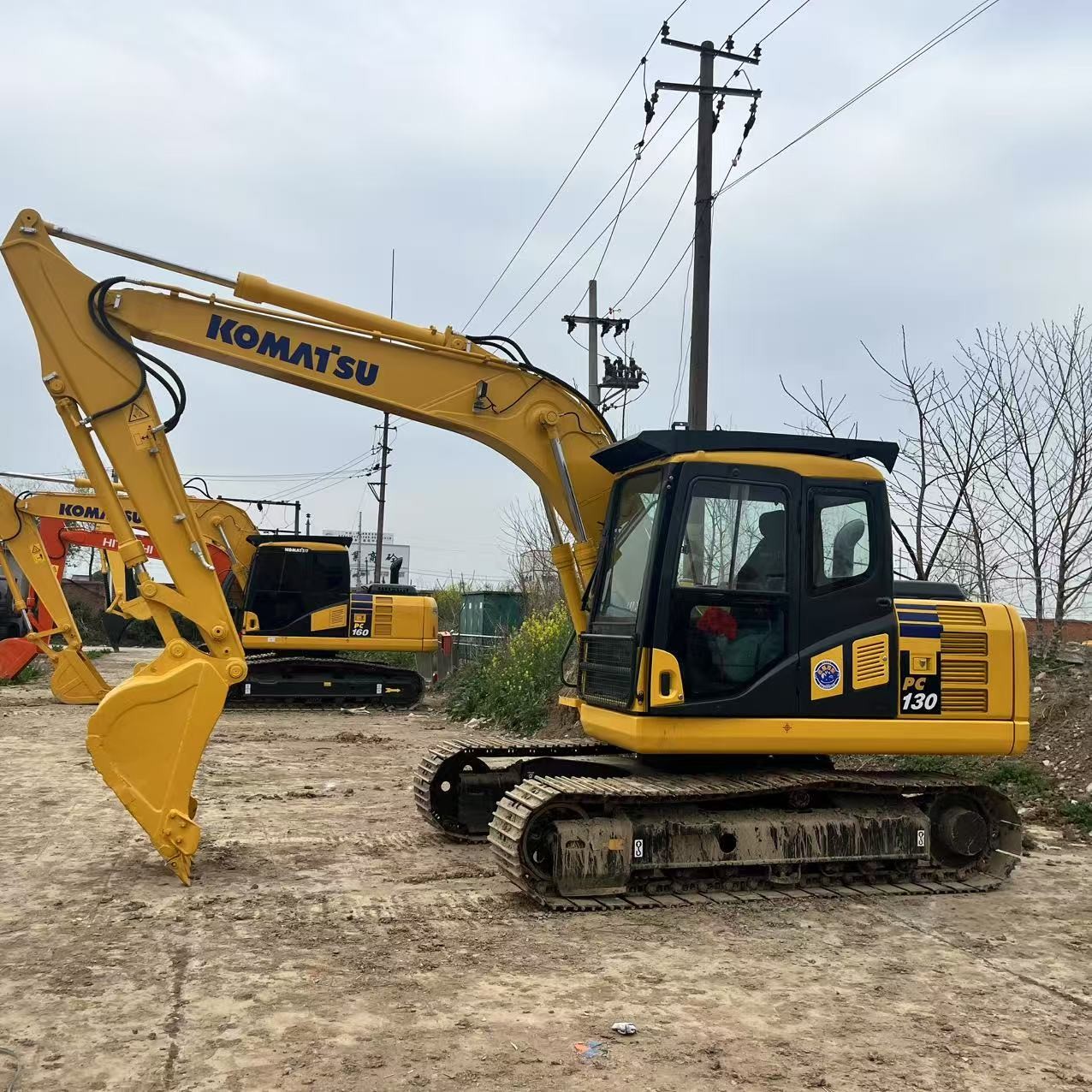 Used Komatsu Pc130-7 Original Paint Equipment Excavator 13Ton Diggers