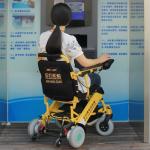ISO13485 6 km/H Lightweight Foldable Electric Wheelchair