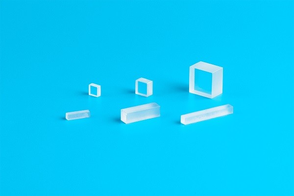 Crystrong high optical damage threshold and high birefringence KDP crystals for electro-optical modulators, Q-switches