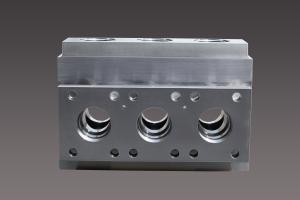 China 5000 PSI Drilling Rig Mud Pump Parts Temperature 200°F OEM Service Forged Steel Valve Body on sale
