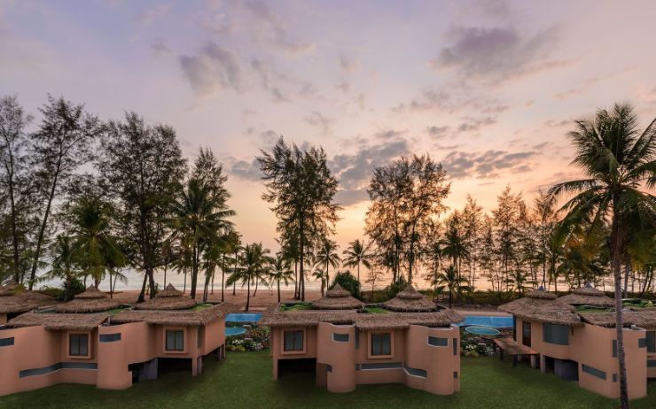Decoration Plastic Artificial Synthetic Simulation Thatched Roof