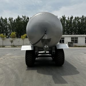 China Tractor Fertilizer Spreader Agricultural Liquid Manure Spreading Slurry Tank wholesale
