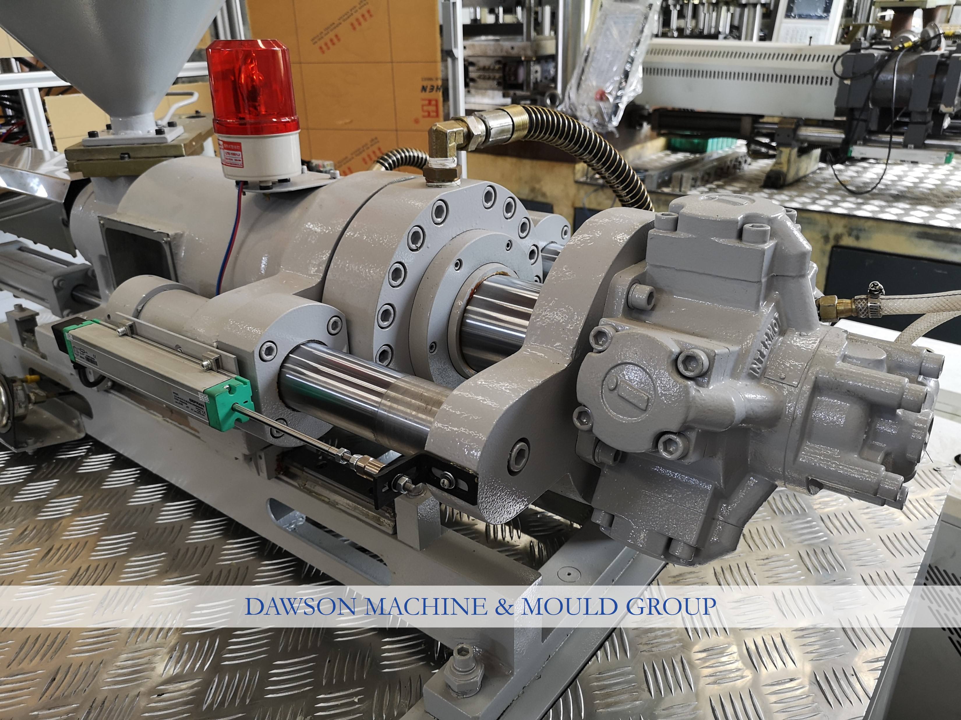Economic IBM Injection Blow Molding Machine PE PP Shampoo Bottles