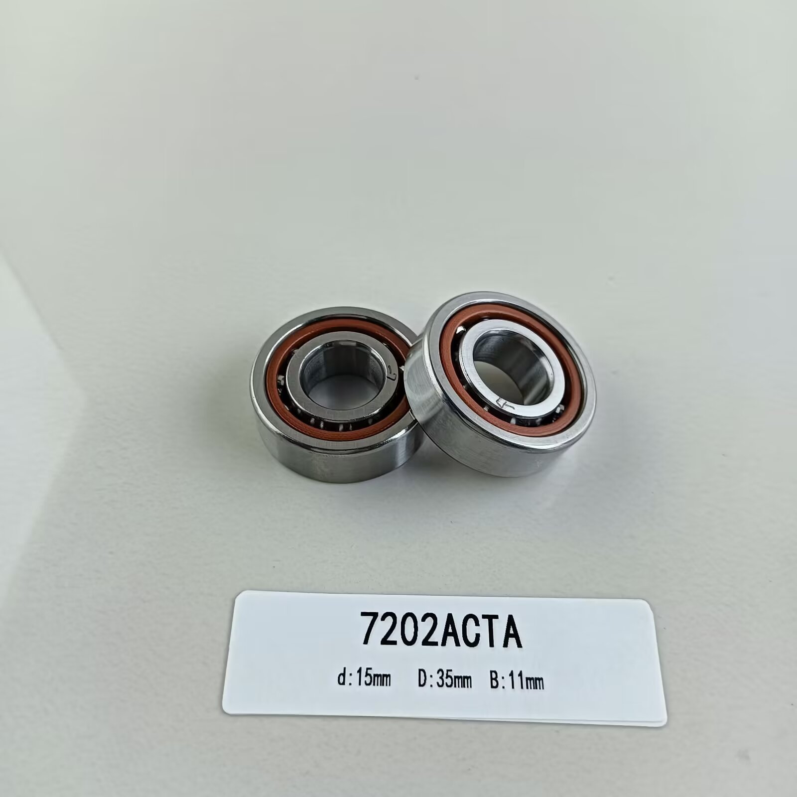 15*35*11mm GCr15 Single Row Angular Contact Ball Bearing 7202AC for Your Requirements