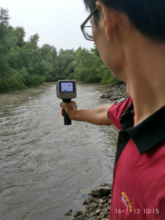 Open Channel Handheld Portable Lcd Display Radar for Water Flow Velocity Measurement