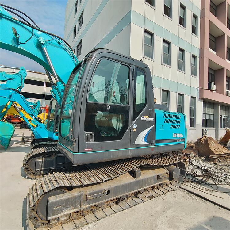 Inexpensive Second-hand Excavator Used Kobelco130 15 Tons Bucket capacity 0.52m3
