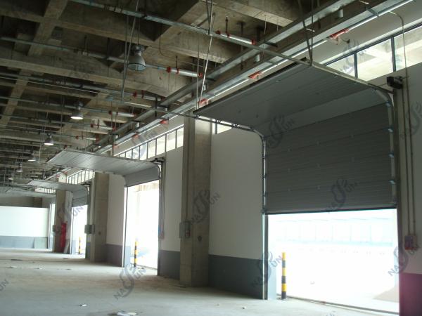 Standard Lift Auto Industrial Sectional Door Insulated Sectional Garage Doors