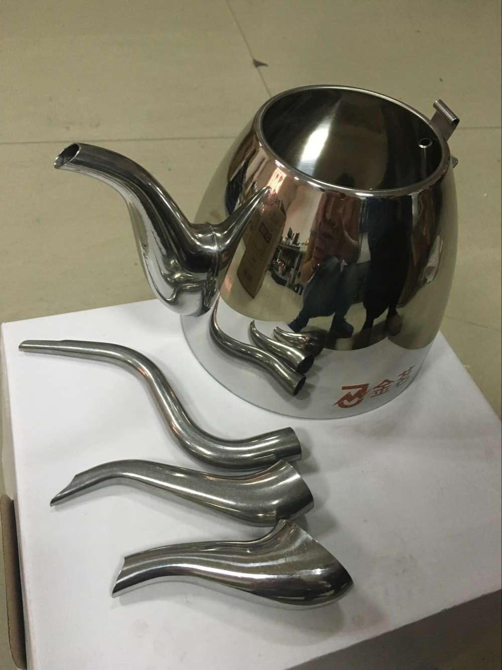 Long Mouth Small Capacity Electric Kettles 1.5 L 1000W 110V 60Hz High Power