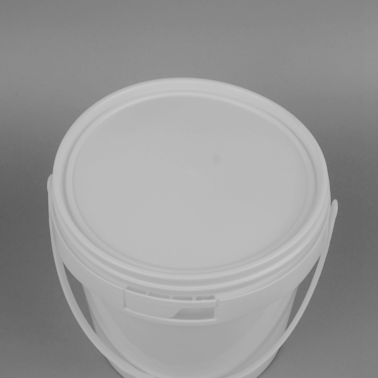 SGS Certified 2 Liter Plastic Food Bucket Durable With Handles And Lids