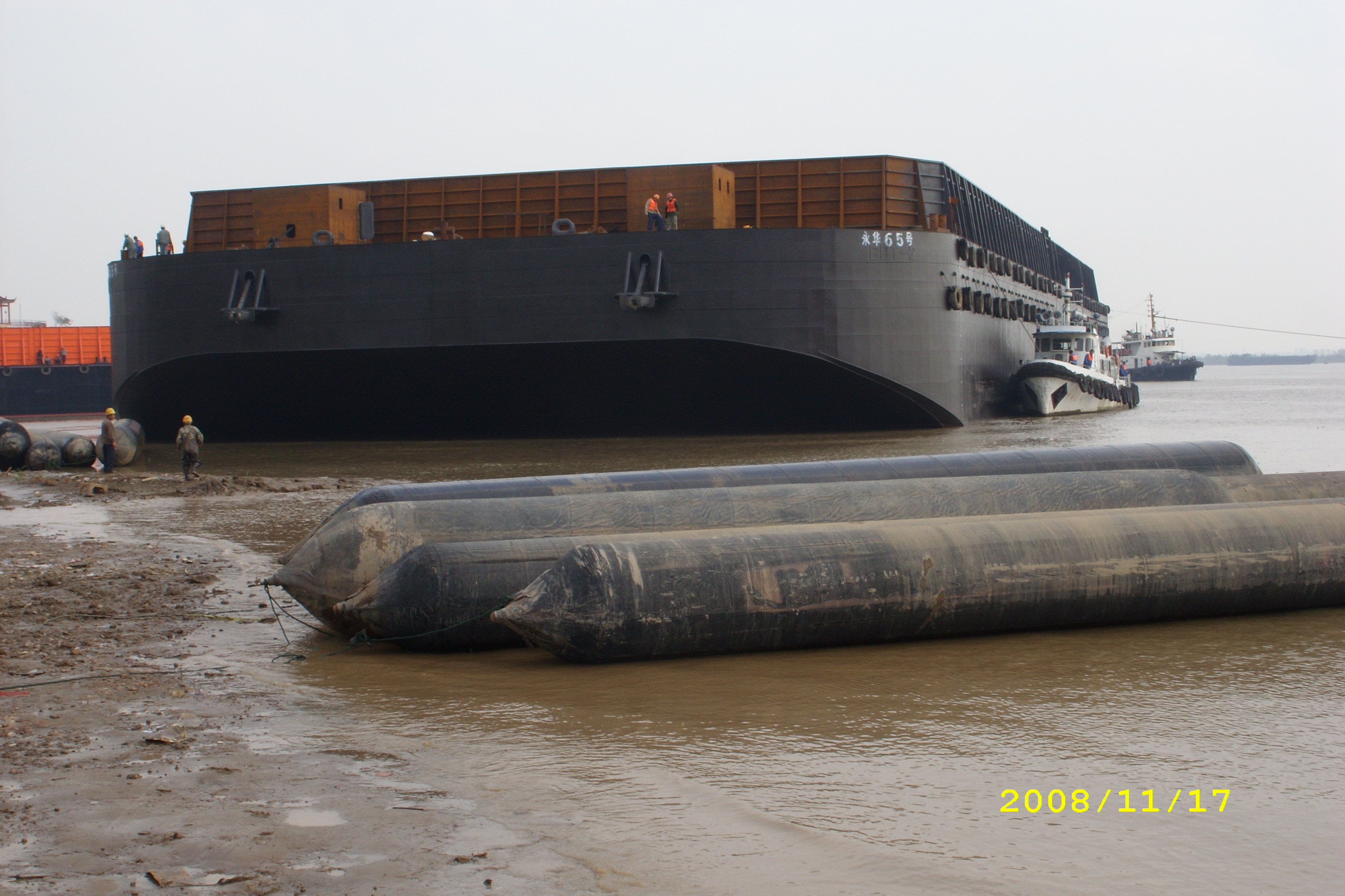 Inflate Heavy Lifting Balloons Ship Launching Airbags