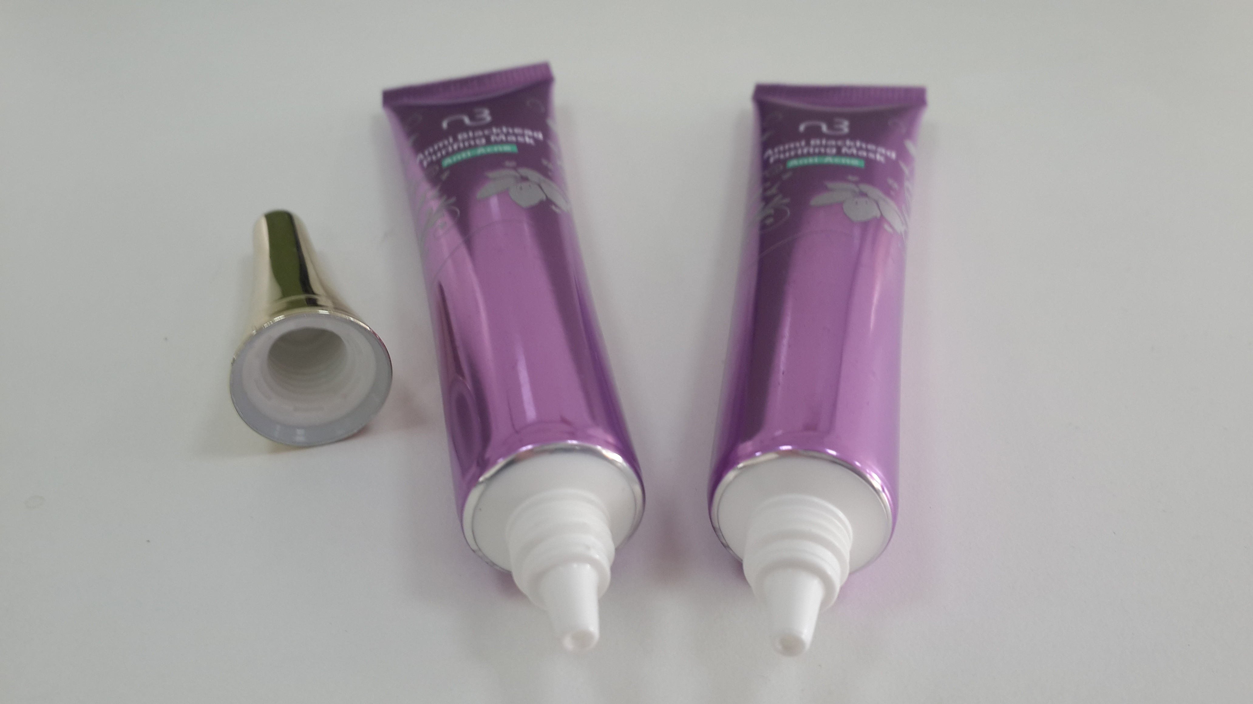 Needle Nose Eco Friendly Cosmetic Packaging Tube With Long Electroplated Cap