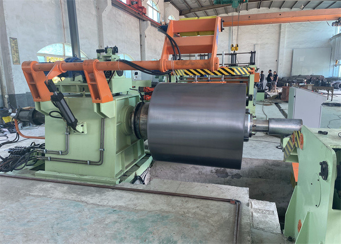 Light Gauge Precision Automatic Steel Sheet Slitting Line 0.3-3 X 1300