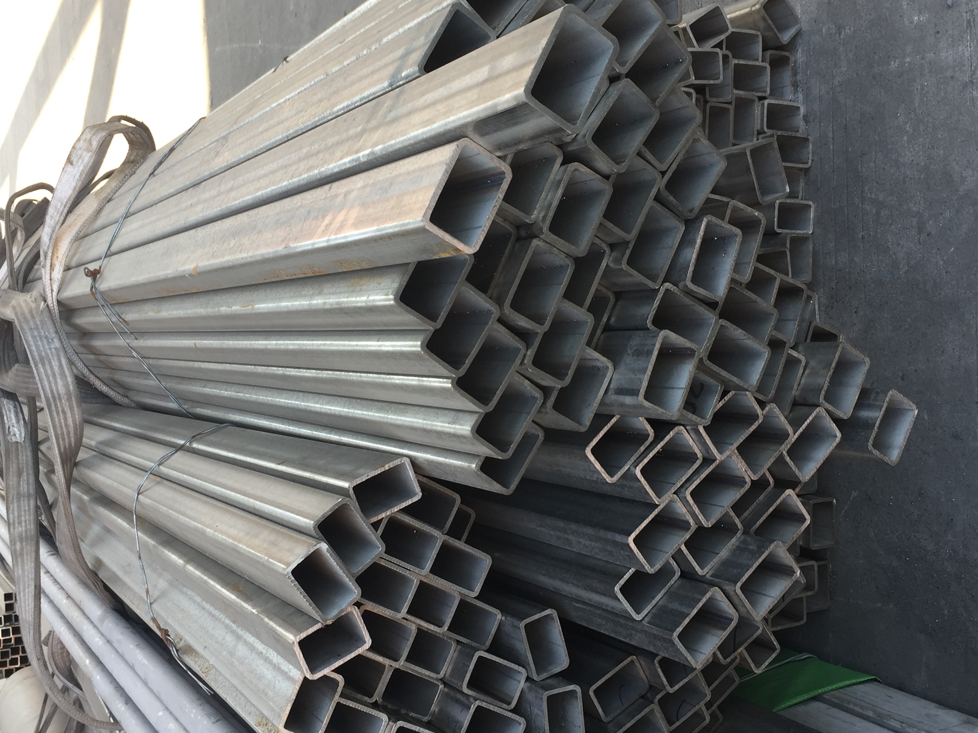 ASTM A312 316L Stainless Steel Tube Square Pipe SS316L Round Tube Anneal and Polished