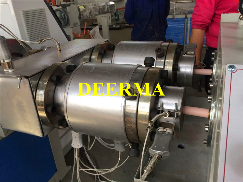 Additive Raw Material PVC Pipe Extrusion Machine for Profile Production