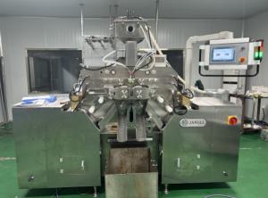 China 6 Inch Middle Servo Motor Cosmetic Soft Gelatin Capsule Manufacturing Machine For Skin Care Products wholesale
