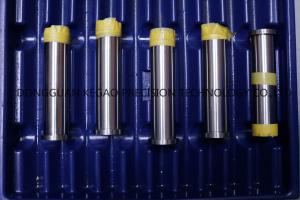 China ELMAX Hot Runner Mould Parts Ejector Sleeve Pin 0.2Ra Grinding Finish wholesale